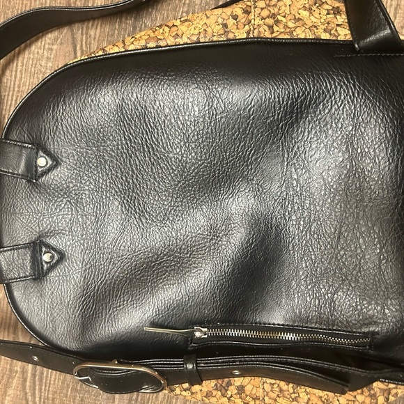 Matt & Nat Cork Textured Backpack in good used condition-lighter cork colour - Picture 7 of 11